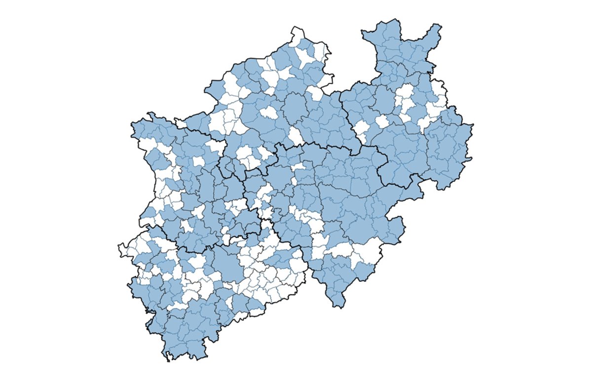 Nur noch wenige Kommunen, hier weiß gefärbt, sind noch nicht Mitglied im Förderverein der NRW-Stiftung.