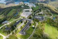Luftbild des Geländes der ehemaligen NS-Ordensburg