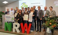 Personengruppe bei Preisverleihung