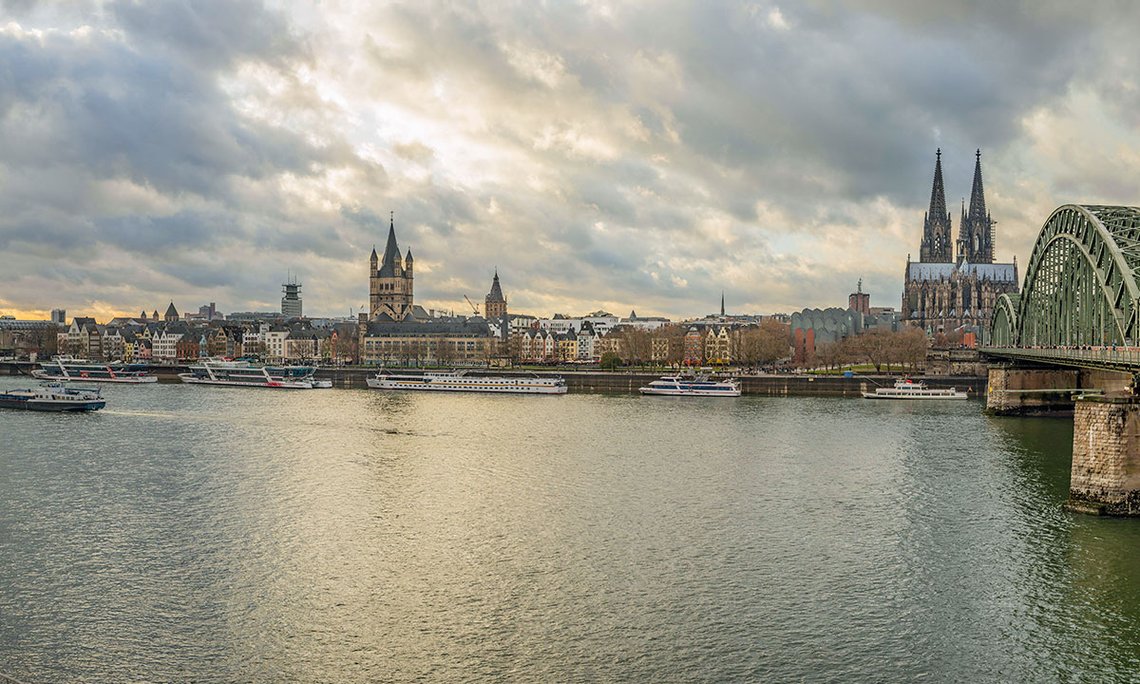 Köln – Hauptstadt der römischen Provinz Niedergermanien, größte deutsche Stadt des Mittelalters, moderne Metropole. Der Rhein hatte an all dem entscheidenden Anteil.
